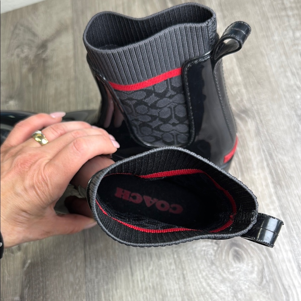 Glossy Black Ankle Boots with Red and Gray Detail - Picture 5 of 6